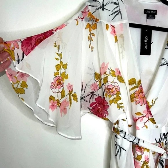 CITY Chic Wrap Dress Beloved Ivory floral boho‎ size S / 16 new! - Picture 4 of 11
